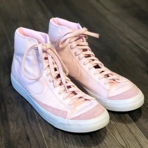 Nike Blazer Mid ‘77 Pink Foam